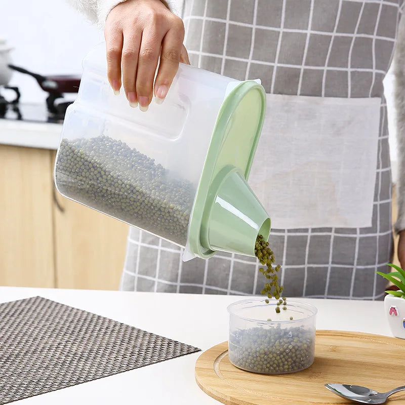Airtight Cereal Dispenser with Cup